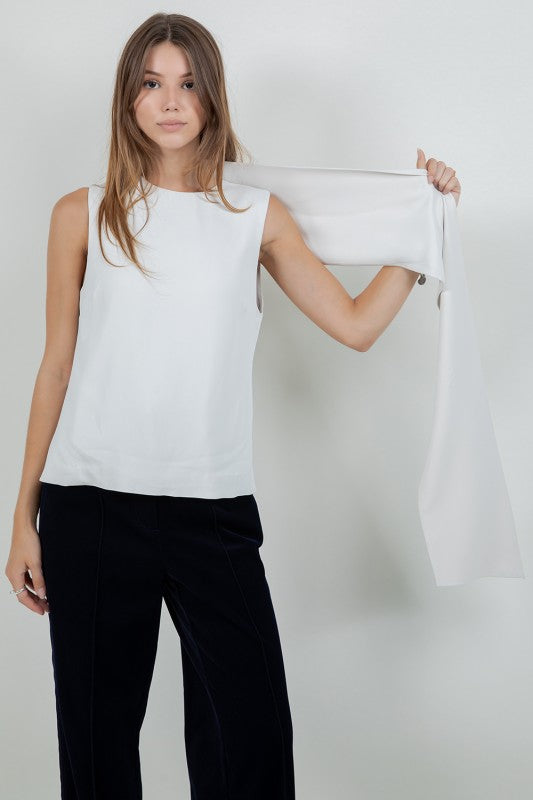 SCARF ATTACHED SOFT WOVEN SLEEVELESS BLOUSE