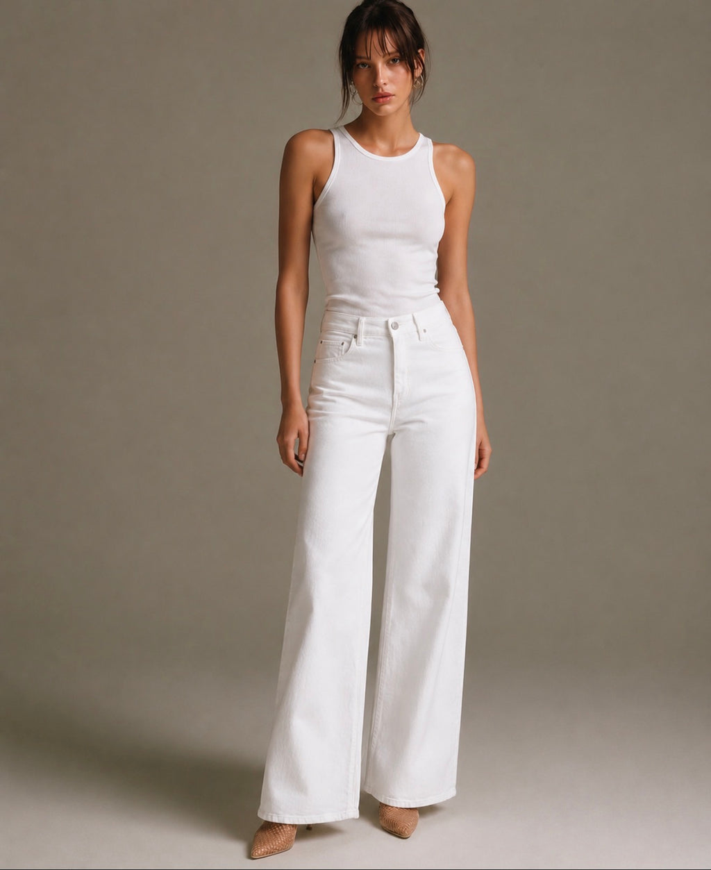 Wide-Leg Jeans in Natural White