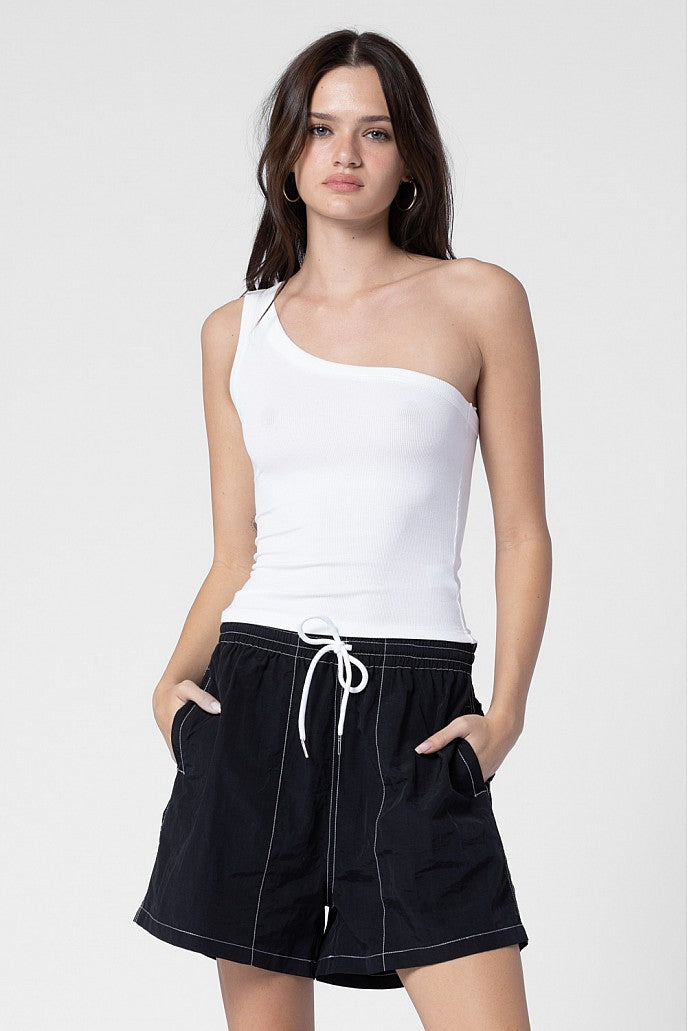 One shoulder top