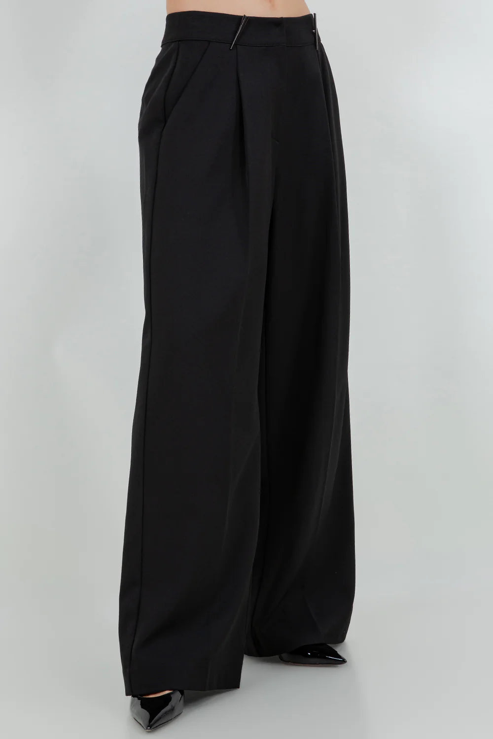 SOFT WOVEN STRAIGHT LEG TROUSERS WITH WAIST ACCENT