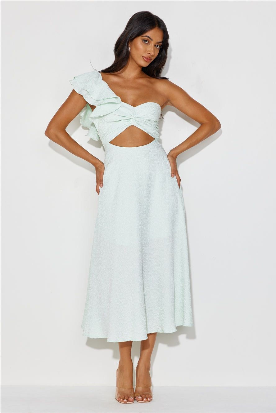 Jolina Ruffle Shoulder Midi Dress
Mint