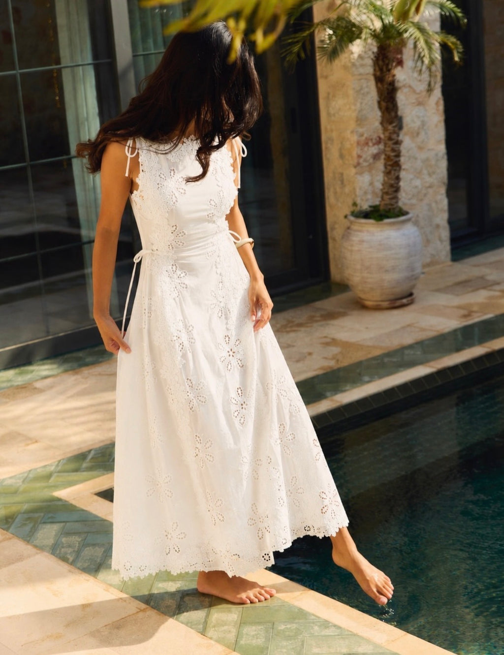 Dress with Design and Aristocratic Elegance