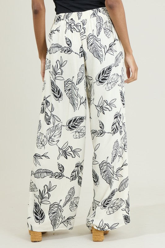 Tropical Print Wide
Pants