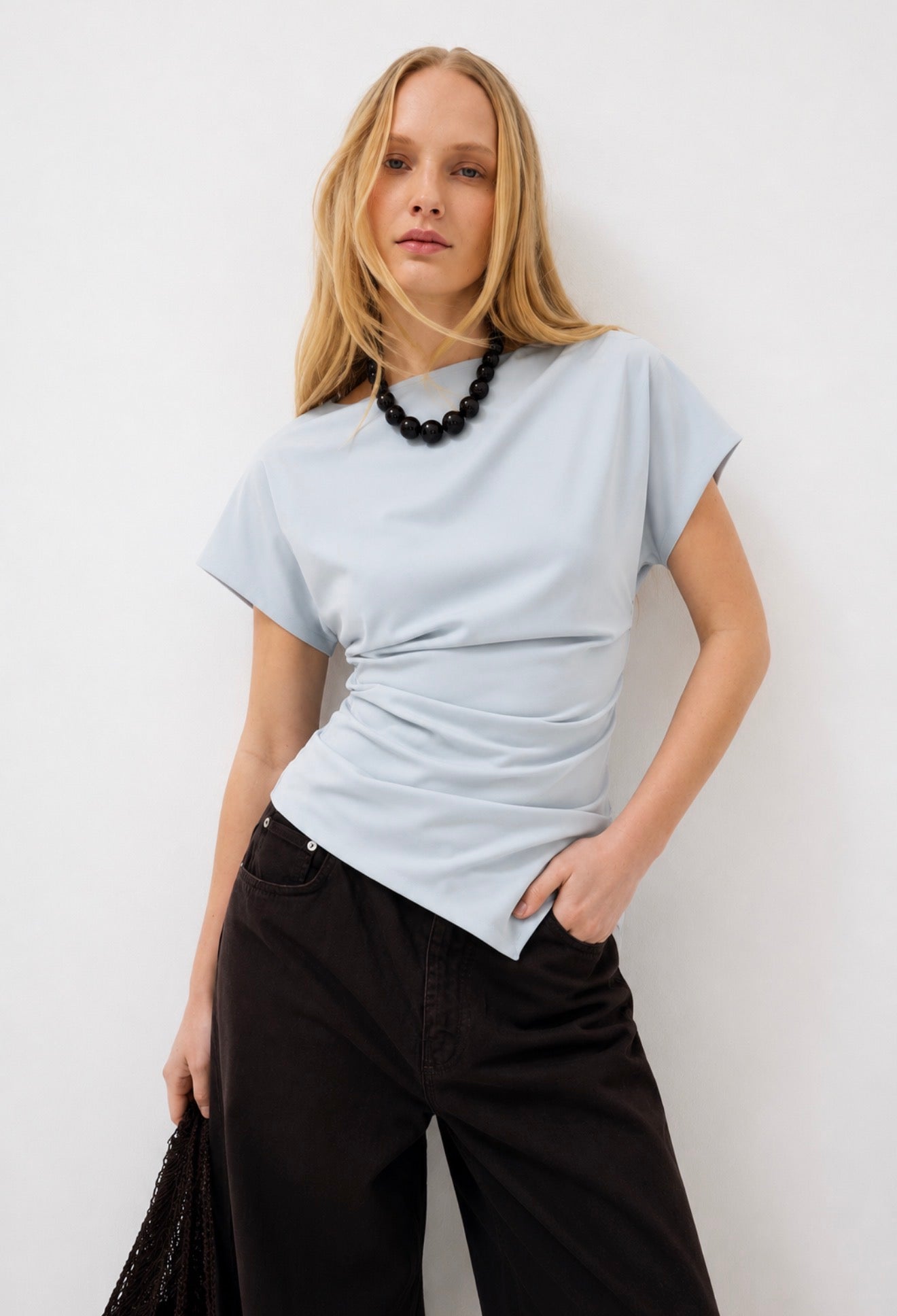 SOFT WOVEN SHORT SLEEVE BLOUSE