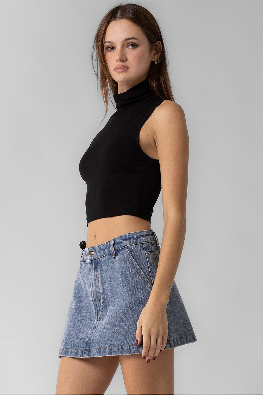 TURTLENECK TANK TOP