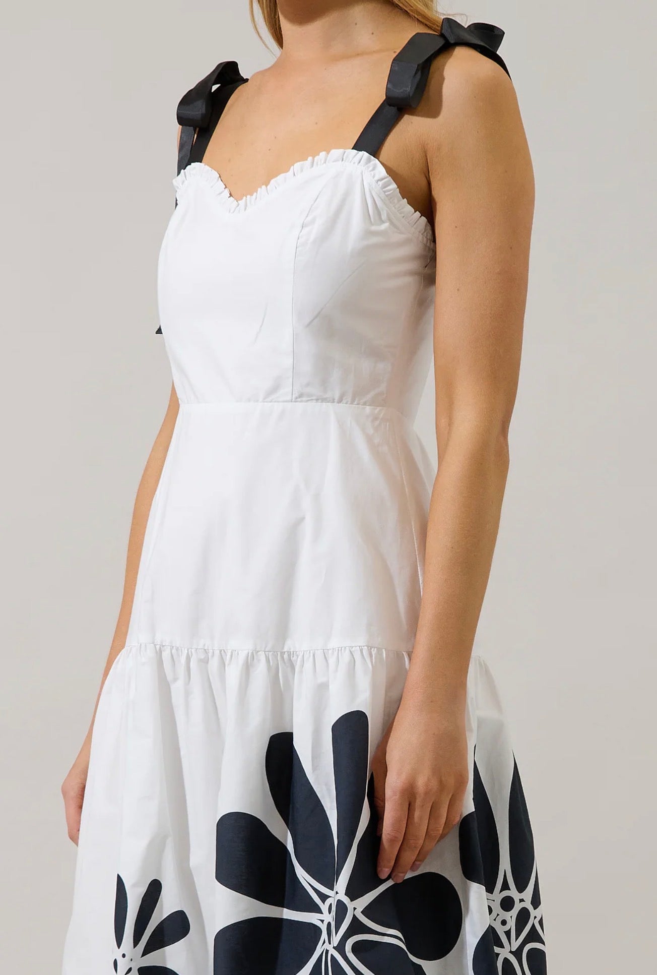 Wisteria Floral Contrast Midi Dress