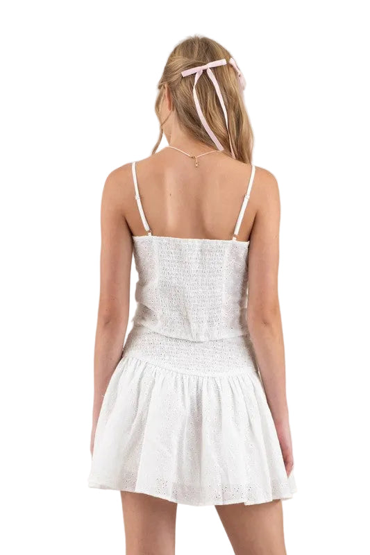 Embroidered Eyelet Lace Up Sleeveless Crop Top