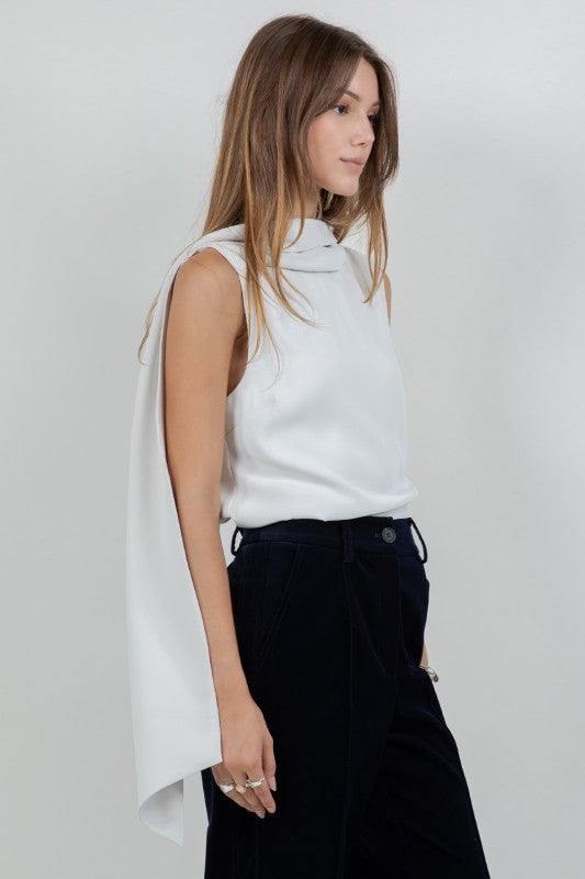 SCARF ATTACHED SOFT WOVEN SLEEVELESS BLOUSE