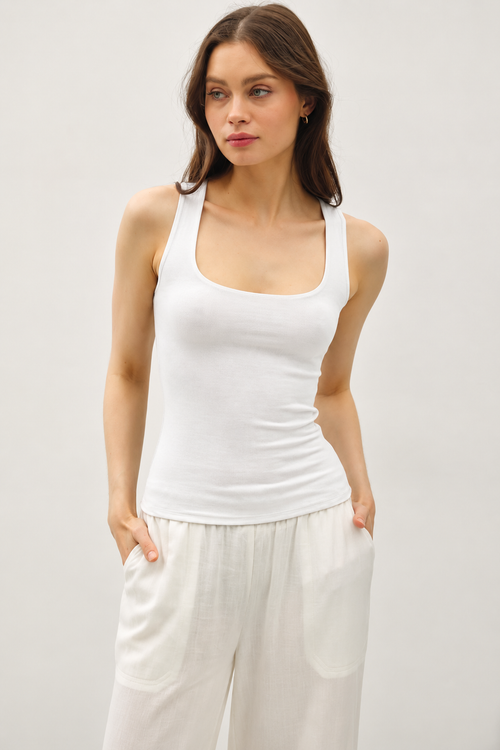 BASIC SQUARE NECK
TANK