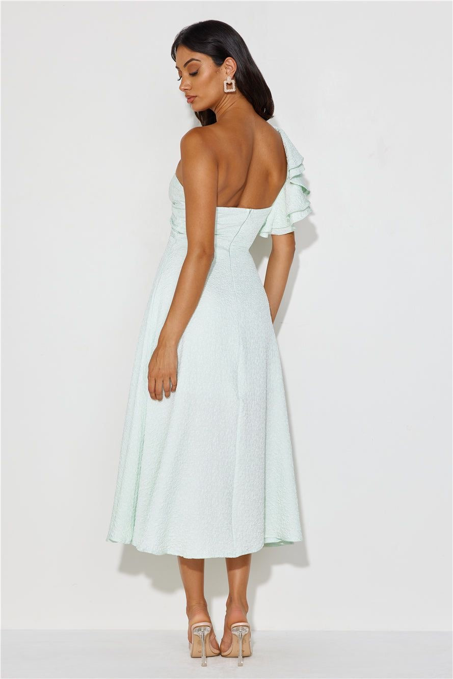 Jolina Ruffle Shoulder Midi Dress
Mint