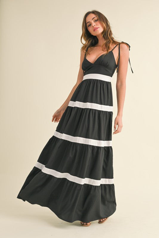 PLUNGING NECKLINE STRIPED FLOWY MAXI