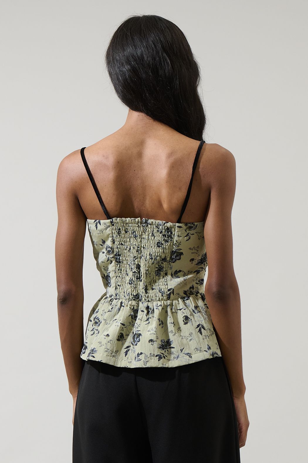 Ravelle Floral Smocked Crop Top